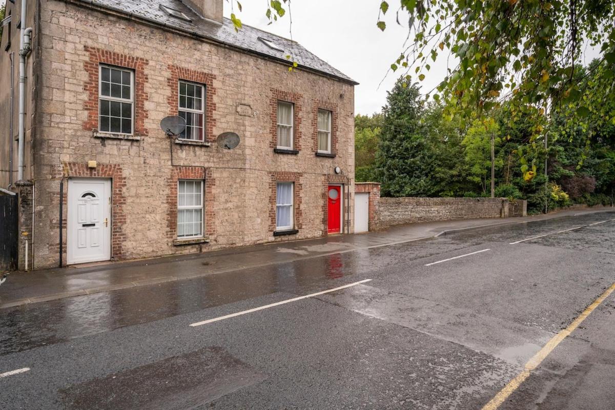 Grade Ii Listed Victorian House Sleeps 8, 4 Bedrooms